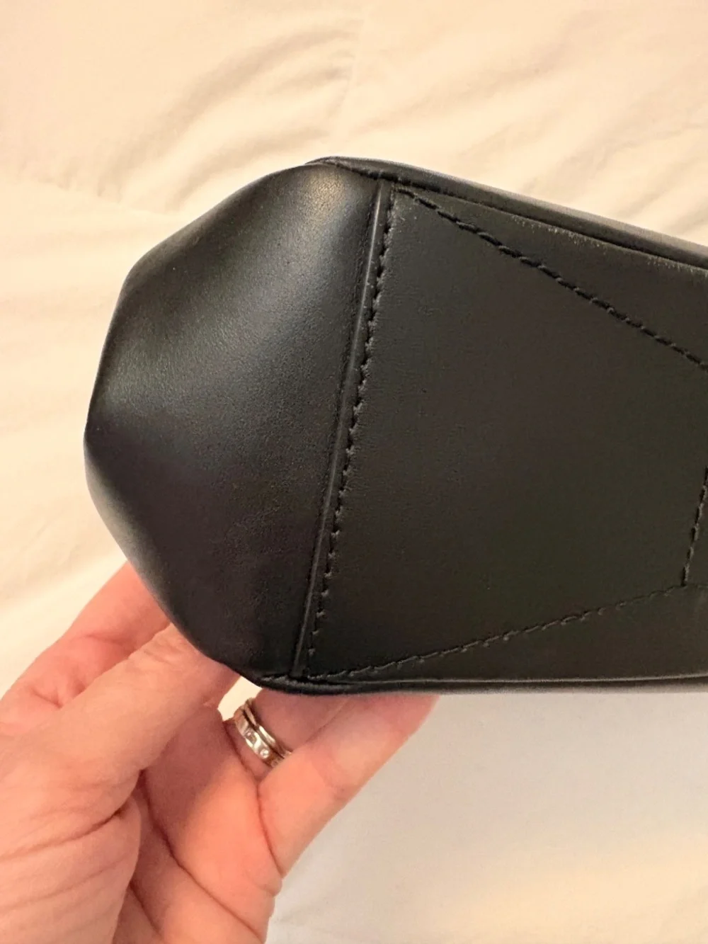 Kate Spade Cricket Street Small Emilia Hand Bag Bow Black Leather